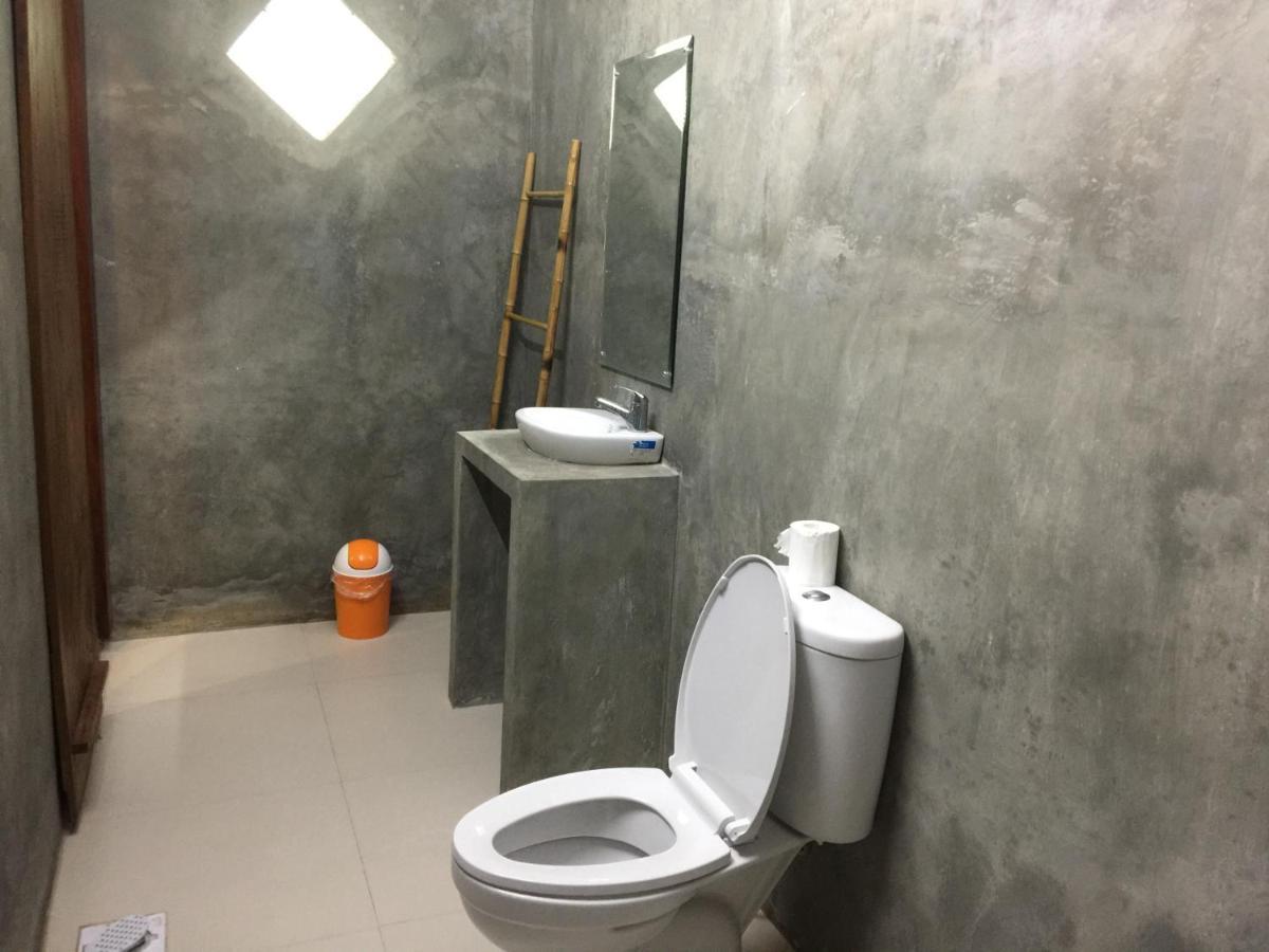 Watukarung Ristu Homestay Kalak Buitenkant foto