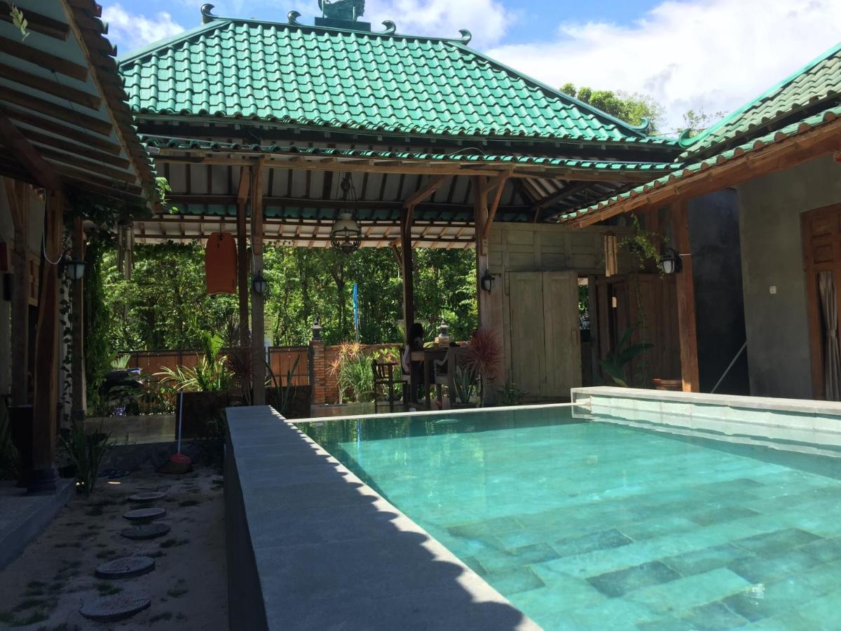 Watukarung Ristu Homestay Kalak Buitenkant foto