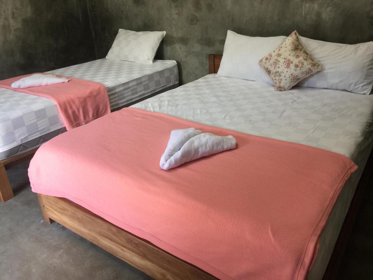 Watukarung Ristu Homestay Kalak Buitenkant foto
