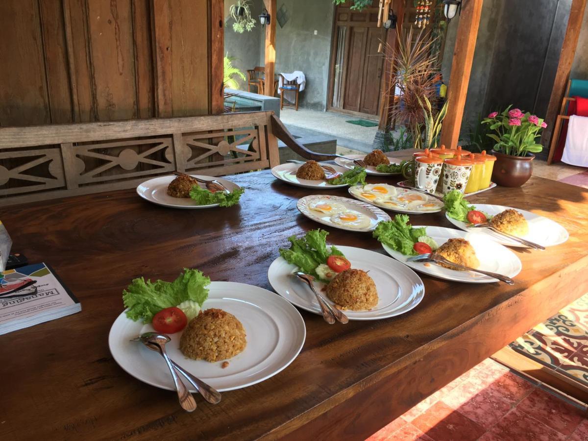 Watukarung Ristu Homestay Kalak Buitenkant foto